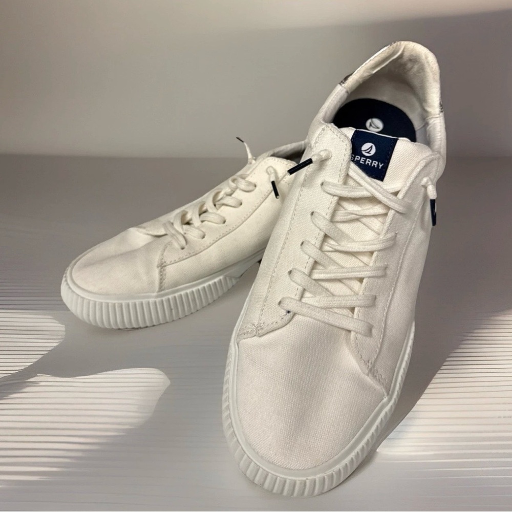 Sperry Women’s Size 10 White Seabed Canvas Sneakers